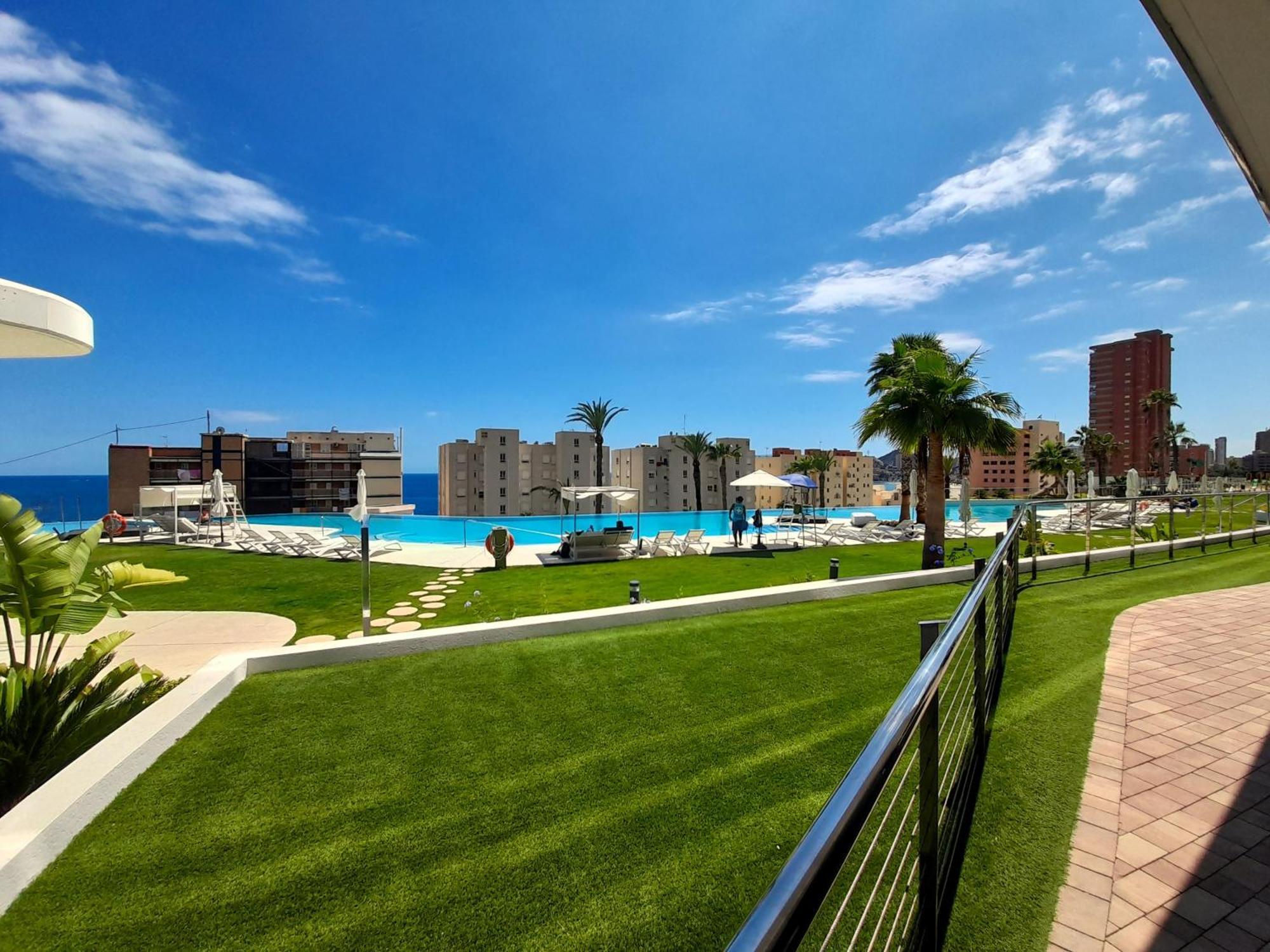 Sunset Cliffs Sea View Apartments 14 Floor Benidorm Exterior photo